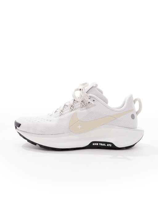 Nike Running ReactX Pegasus Trail 5 trainers in grey, 2 of 5