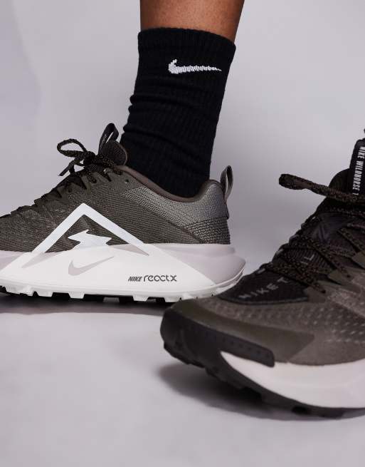 Nike Running ReactX Wildhorse 10 trainers in dark brown and grey, 5 of 5