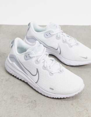nike running renew arena sneakers in pink