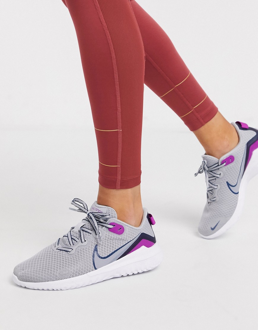 Nike Running - Renew Arena 2 - Sneakers in grijs