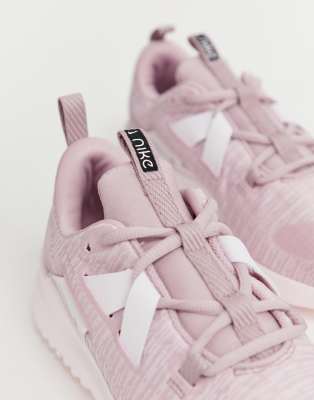 nike running renew arena trainers in pink