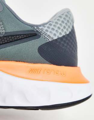 nike run renew run 2 trainers