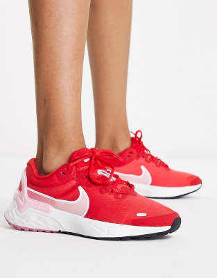 nike run renew trainers