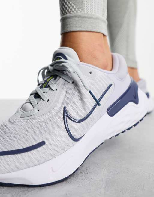 Nike Running Renew Run 4 Sneakers grigie ASOS