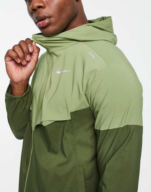 Nike Essentials Windrunner Men's Tennis Jacket - Black/Khaki