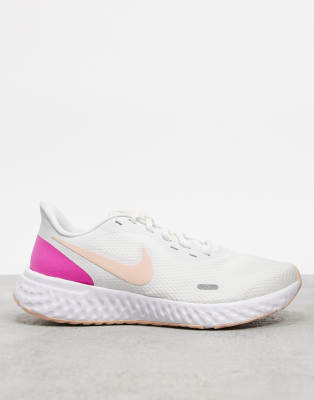 Nike Running revolution 5 in white and 