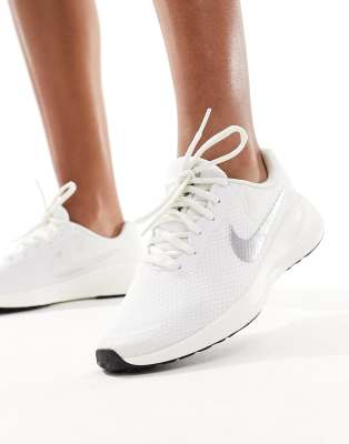 Nike Running – Revolution 7 – Biało-srebrne buty sportowe