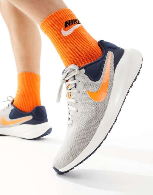 Nike gray and orange womens shoes best sale