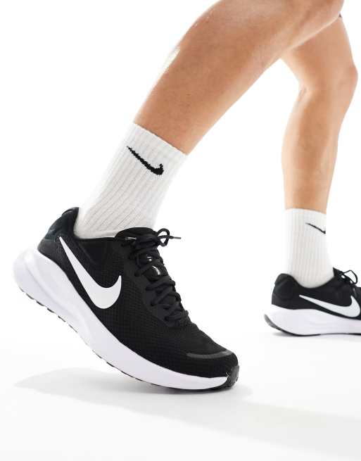  Nike Running Revolution 7 trainers in black and white