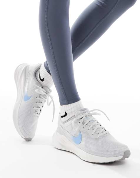 Nike Running Revolution 7 trainers in grey and white - view 1
