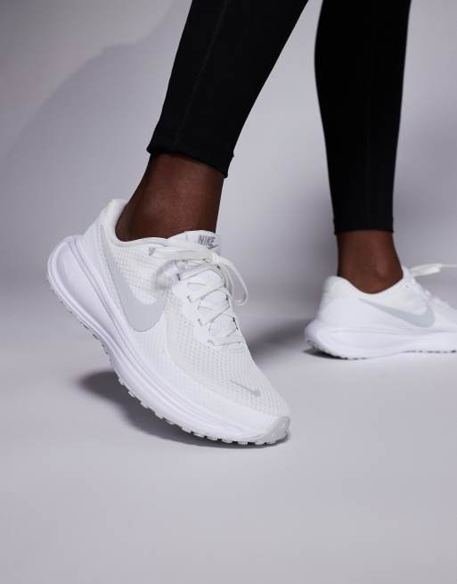 Nike Running Revolution 8 trainers in white , 2 of 5