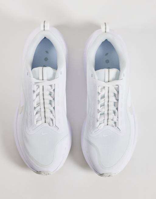Nike Running Revolution 8 Utility zapatillas de deporte en blanco y gris, 5 de 5