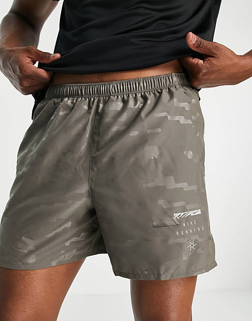 Nike Running Run Division Challenger 5 inch shorts in grey | ASOS