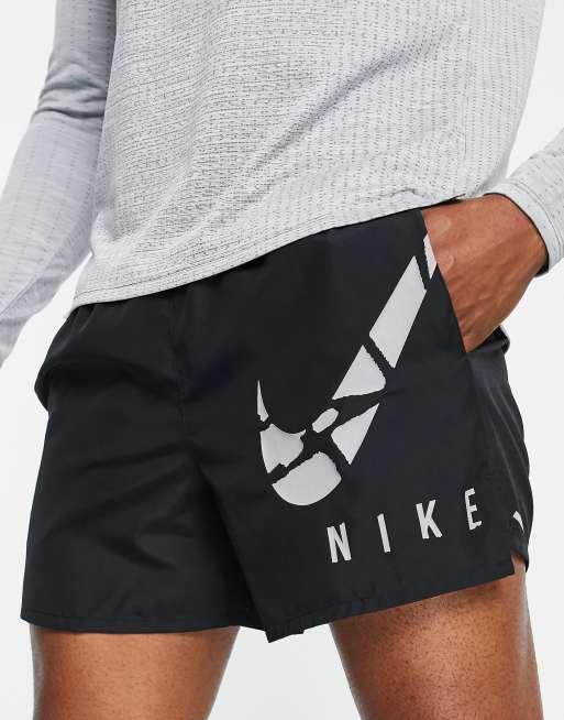short nike challenger run division
