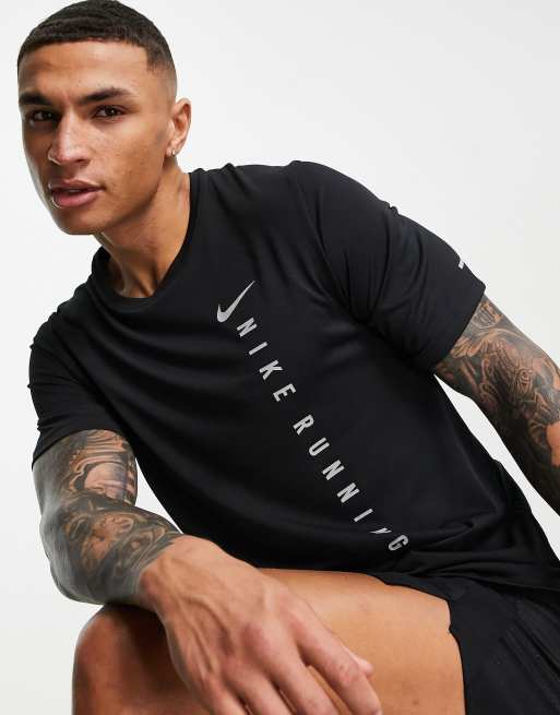 Nike Running - Run Division Hybrid - T-shirt in zwart