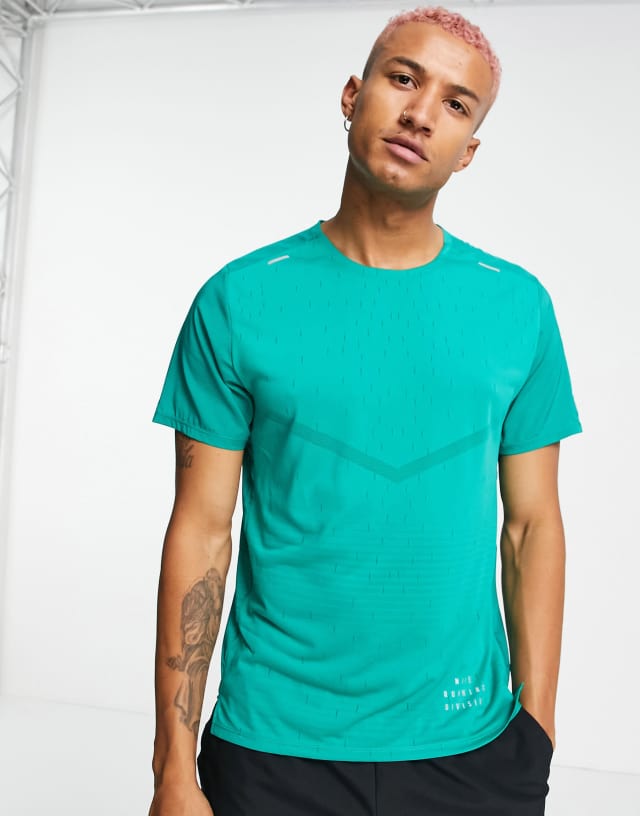 Nike Running Run Division Rise 365 t-shirt in green