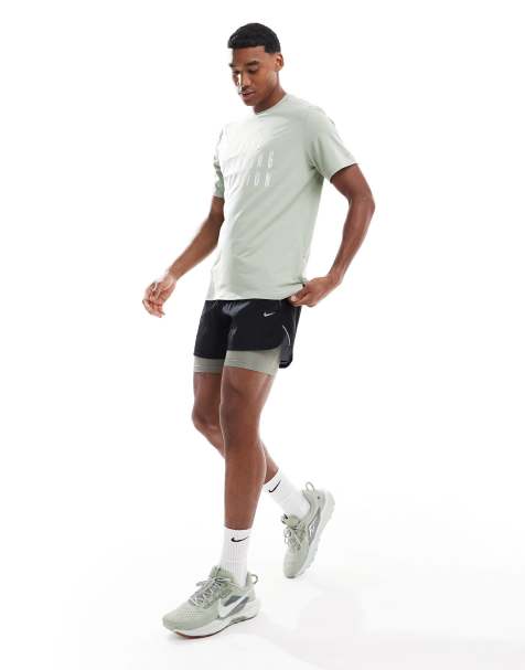 Nike Running Run Division Stride 5 inch 2 in 1 shorts in black - view 1