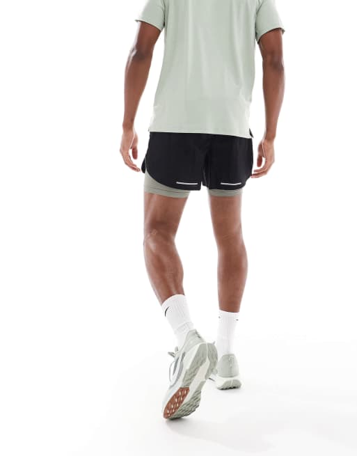 NIKE - NIKE Running Division ランタイツ Nike Running Run Division Stride 5 inch 2 in 1 shorts in