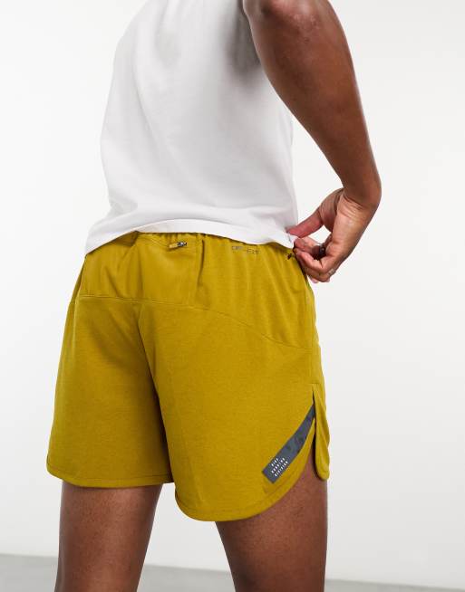 Nike running best sale division shorts