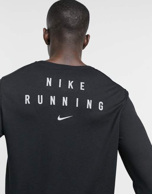 Nike Running – Run Division – Svart topp med lång ärm