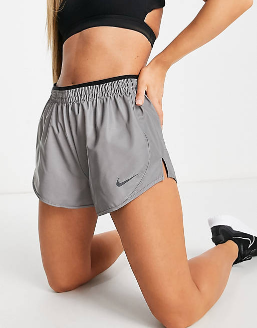 Nike Running – Run Division – Svarta reflexshorts