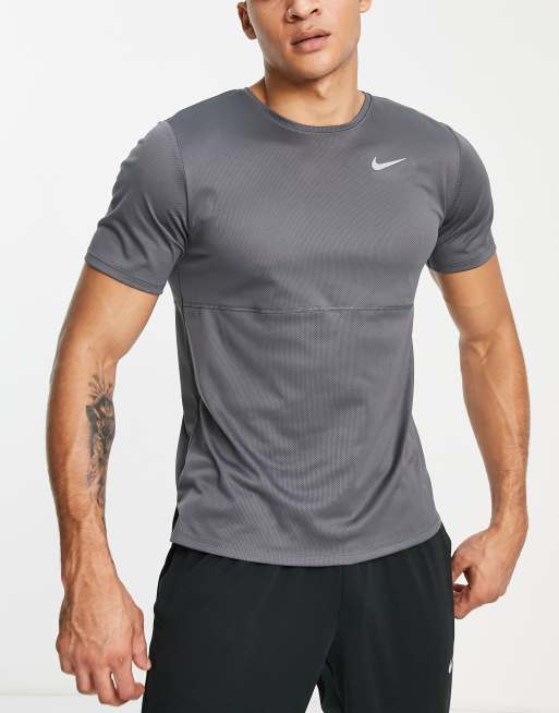 Nike Running Run Dri-FIT t-shirt in grey | ASOS