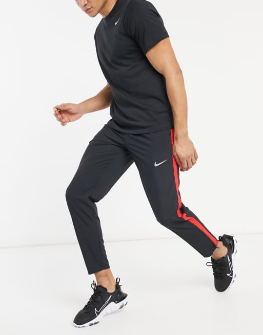 Nike Running - Run - Jogger à bandes - Noir