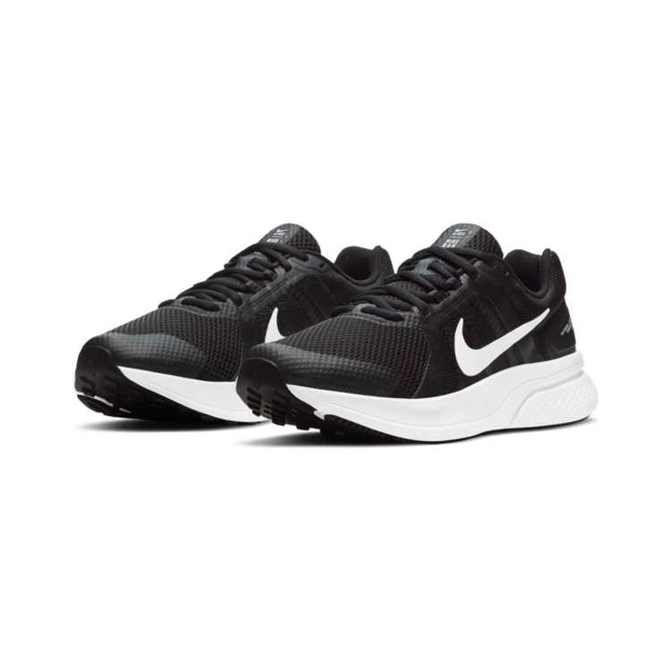 Nike run swift trainers clearance