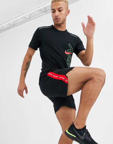 Nike Phantom Vision Elite DF Mens FG Football Boots, ￡170.00