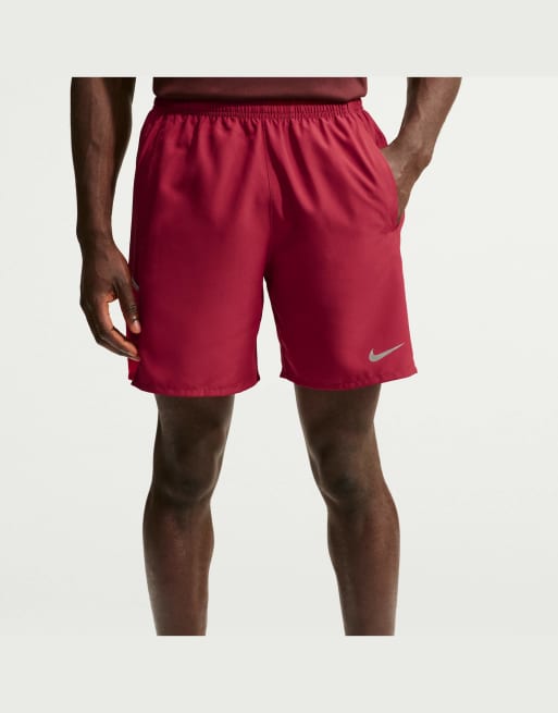 Nike Running shorts da uomo Miler Dri-FIT 7 pollici foderati con slip in rosso, 2 di 4