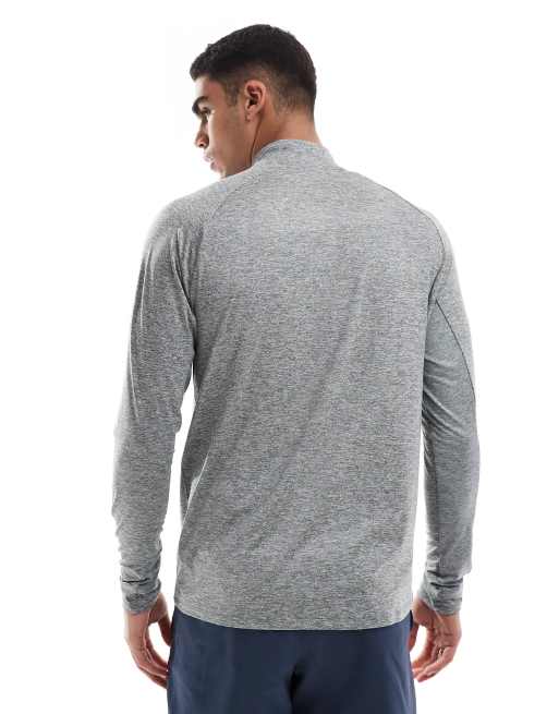 Nike Running Stride 1/2 zip sweatshirt in gray, 2 of 4