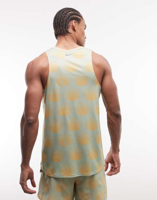 Nike Running - Stride - Débardeur en tissu Dri-FIT à imprimé Dream - Vert, 3 de 5