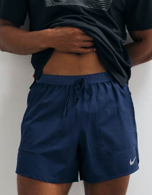 Nike Running Stride Dri-FIT 5-inch shorts i blå, 3 af 5