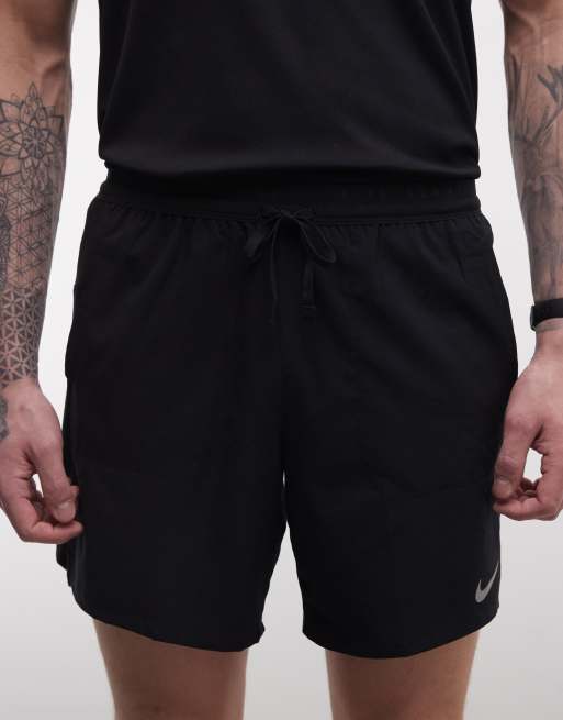 Nike Running – Stride Dri-FIT – Lauf-Shorts in Schwarz, 7 Zoll Schrittlänge , 4 von 5