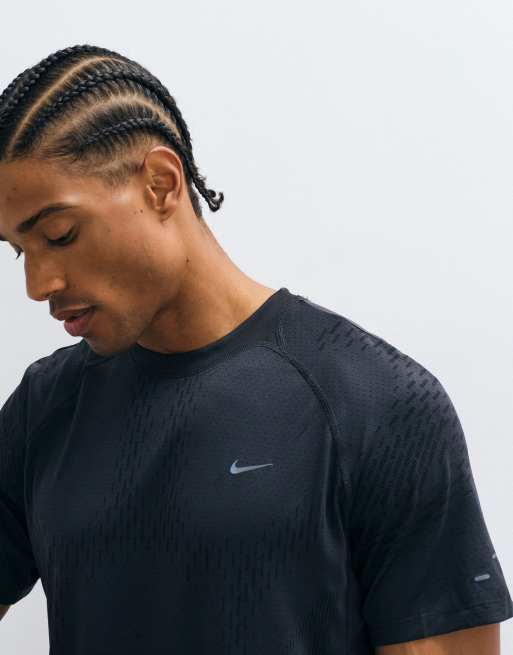Nike Running - Stride Dri-FIT Novelty - Camiseta negra, 4 de 5