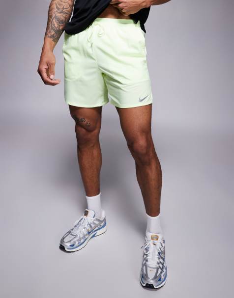 Nike Running - Stride Dri-FIT - Pantaloncini da 7'' color lime - view 1