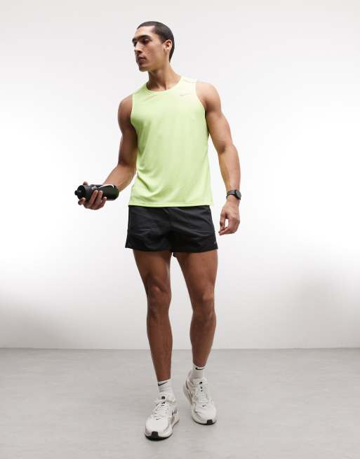 Nike Running Stride Dri-FIT shorts in black, 2 of 5