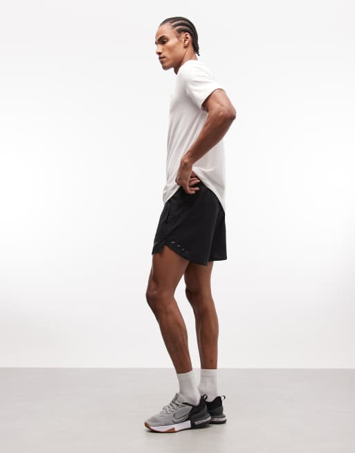 Nike Running – Stride Dri-FIT – Svarta shorts, 5 tum, 3 av 5