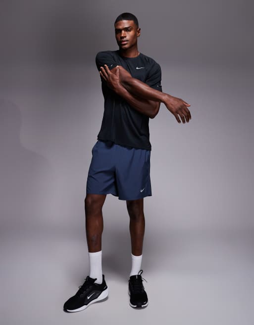Nike Running - Stride Dri-FIT - T-shirt nera, 2 di 5
