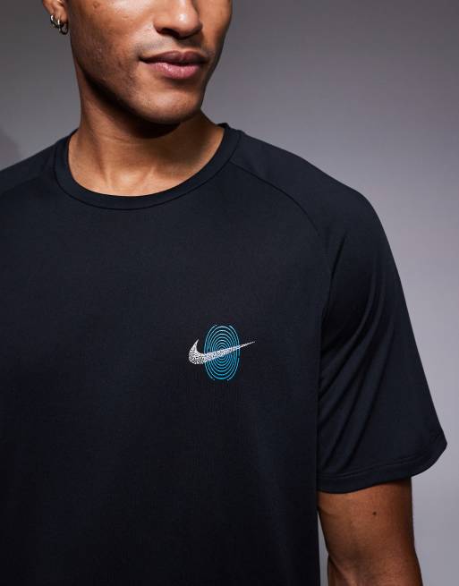 Nike Running Stride Energy Dri-FIT back print t-shirt in black, 5 of 5
