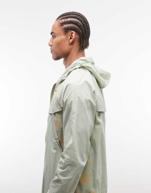 Nike Running Stride Repel dream print jacket in green, 4 of 5