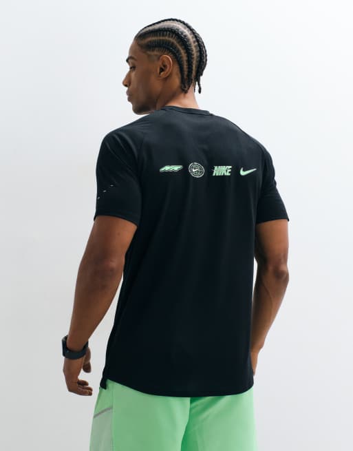 Nike Running - Stride - T-shirt imprimé en tissu Dri-FIT - Noir, 3 de 5