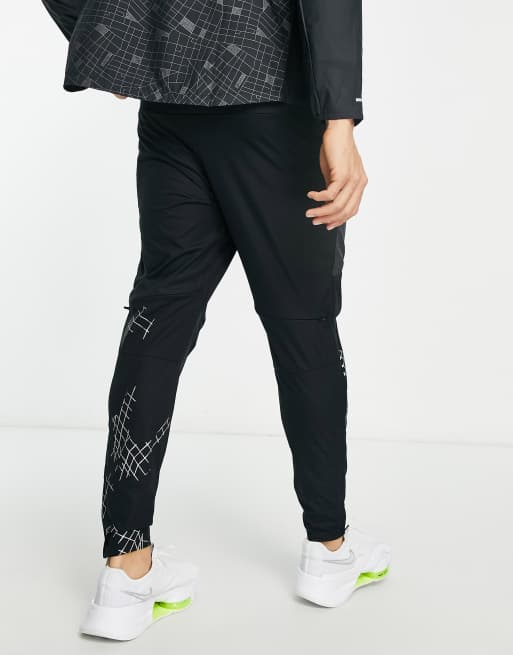 Nike Running sweatpants in black