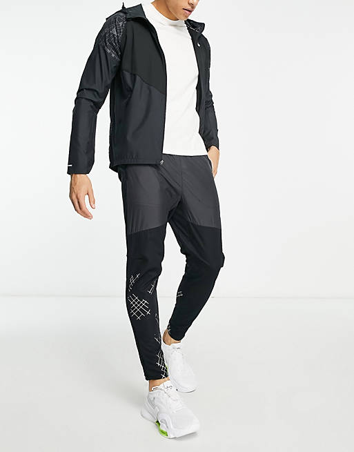 Nike Running sweatpants in black