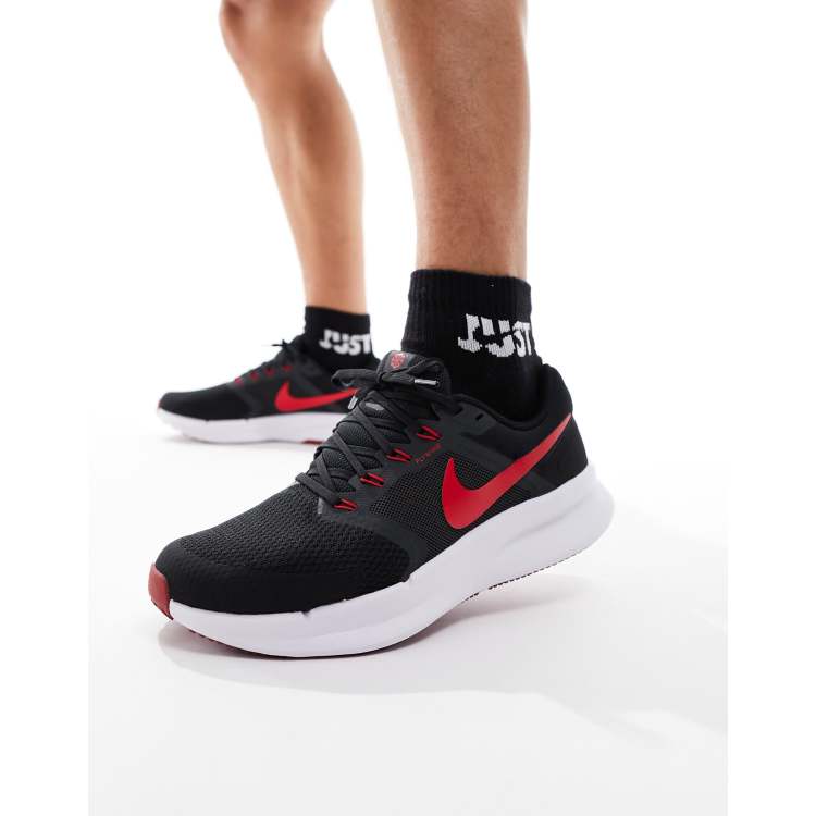 Black and red nike running clearance shoes