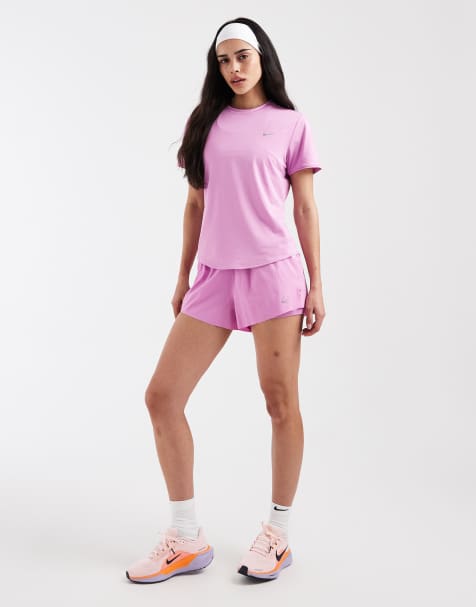 Nike Running – Swift Dri-FIT – 2-i-1 – Rosa löparset med t-shirt och shorts med medelhög midja - view 1