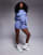 Thumbnail 1 van 5