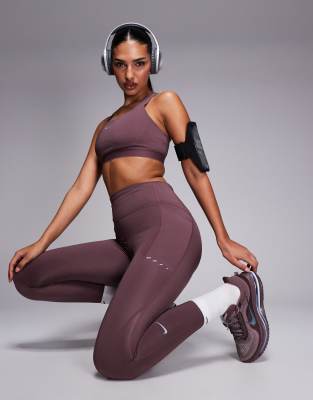 Nike Running - Swift Dri-FIT - 7/8 Leggings in Dunkellila-Brown