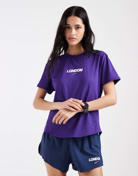 Nike Running – Swift Dri-FIT City Marathon – T-Shirt in Lila - view 1