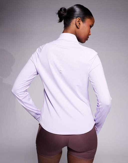 Nike Running – Swift Dri-FIT – Langärmliges Oberteil in Lila mit kurzem Reißverschluss, 4 von 4